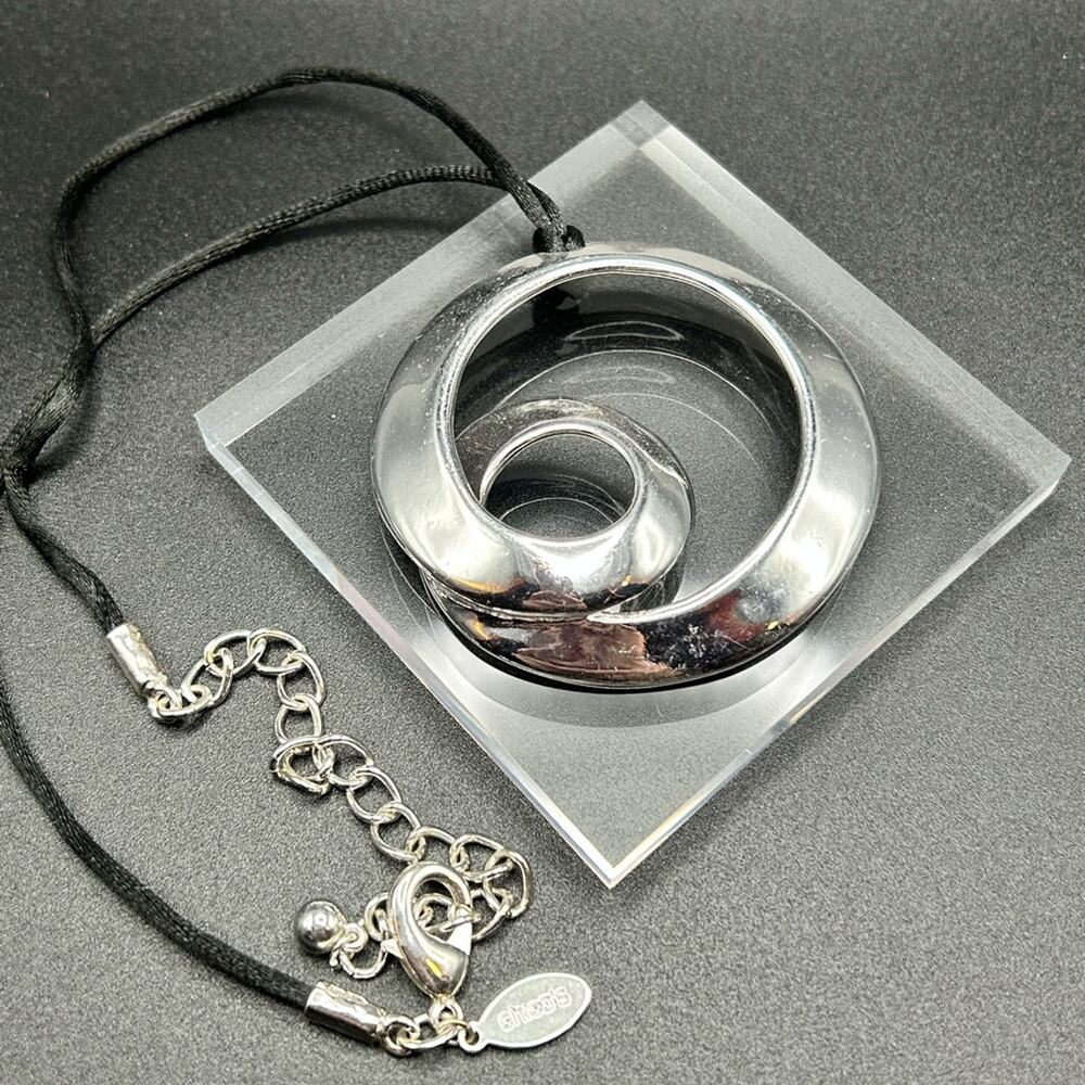 L14 Chico’s Statement Necklace Large Swirl Pendant